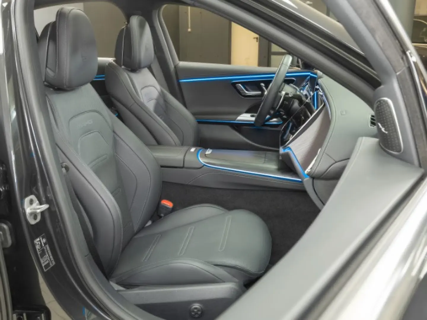 Mercedes-AMG E 53 4Matic  LIGHT Panorama 360 -Kamera