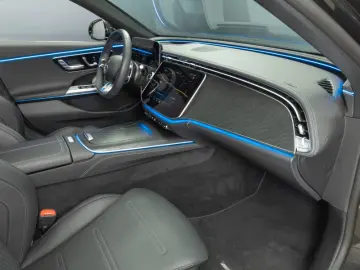 Mercedes-AMG E 53 4Matic  LIGHT Panorama 360 -Kamera