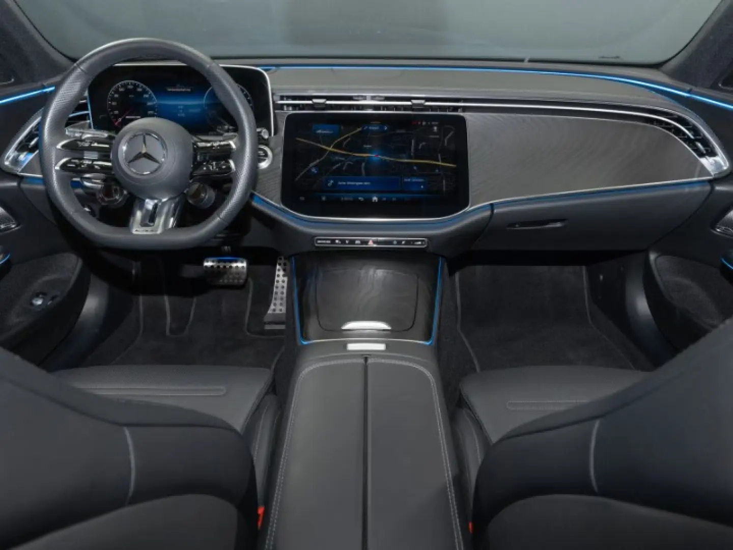 Mercedes-AMG E 53 4Matic  LIGHT Panorama 360 -Kamera