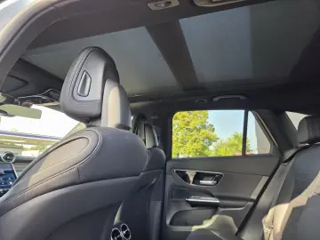 GLC 200 AMG-LINE-ADV PANO AHK DIGITALLIGHT LEDER