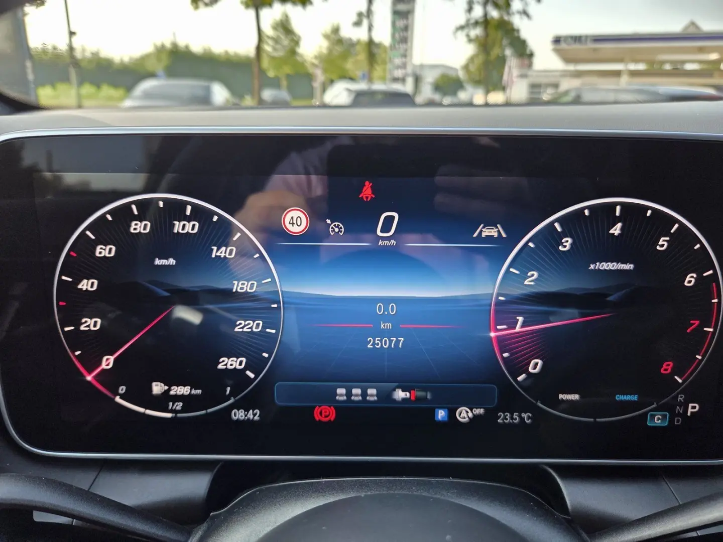 GLC 200 AMG-LINE-ADV PANO AHK DIGITALLIGHT LEDER