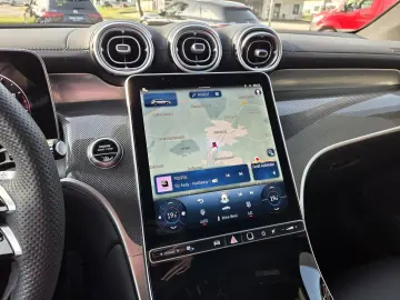 GLC 200 AMG-LINE-ADV PANO AHK DIGITALLIGHT LEDER