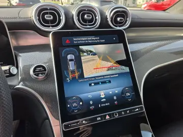 GLC 200 AMG-LINE-ADV PANO AHK DIGITALLIGHT LEDER