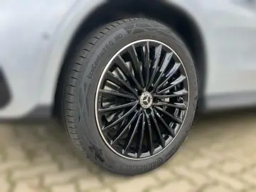 GLC 300 e 4M AMGLine DigitalLights Burmester 360