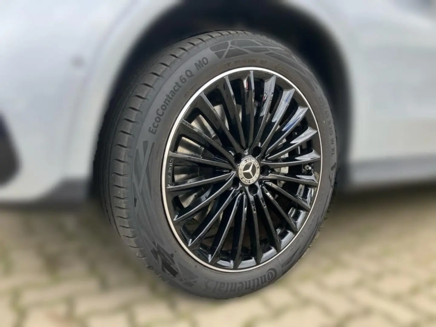 GLC 300 e 4M AMGLine DigitalLights Burmester 360