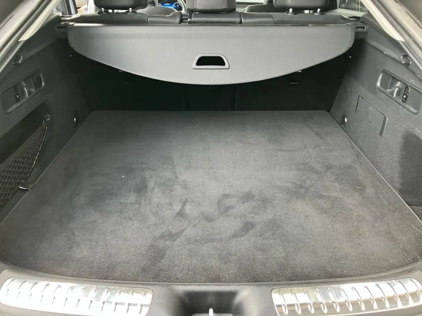 GLC 300 e 4M AMGLine DigitalLights Burmester 360