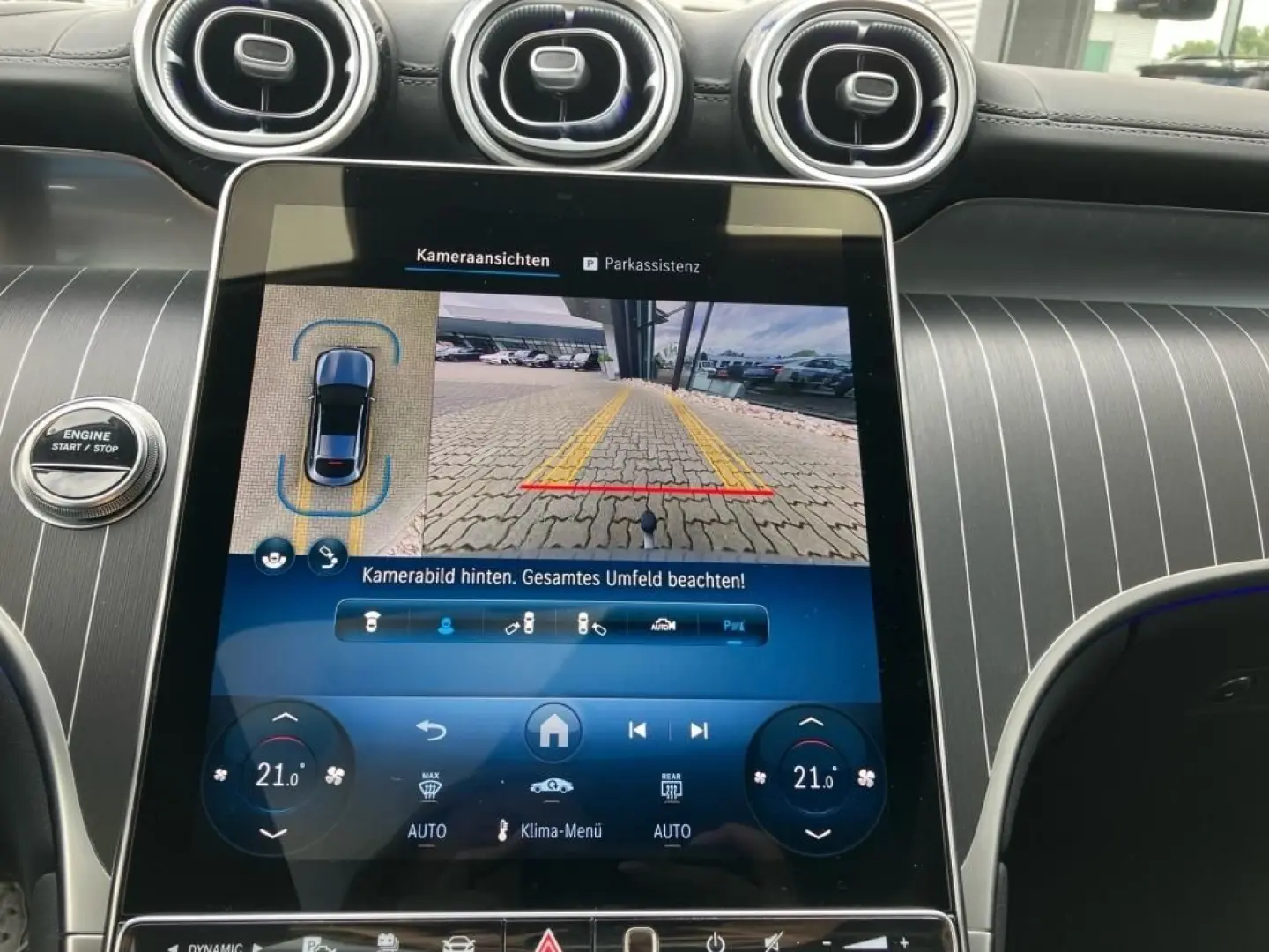 GLC 300 e 4M AMGLine DigitalLights Burmester 360