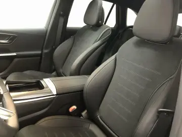 GLC 220 d 4M AMG  Kamera AHK Pano DIGITAL LIGHT