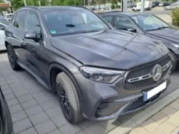 GLC 300 e 4M AMG Line Premium   Panorama   AHK