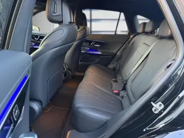 GLC 200 4M AMG NIGHT PANO HEADUP AHK BURMEST