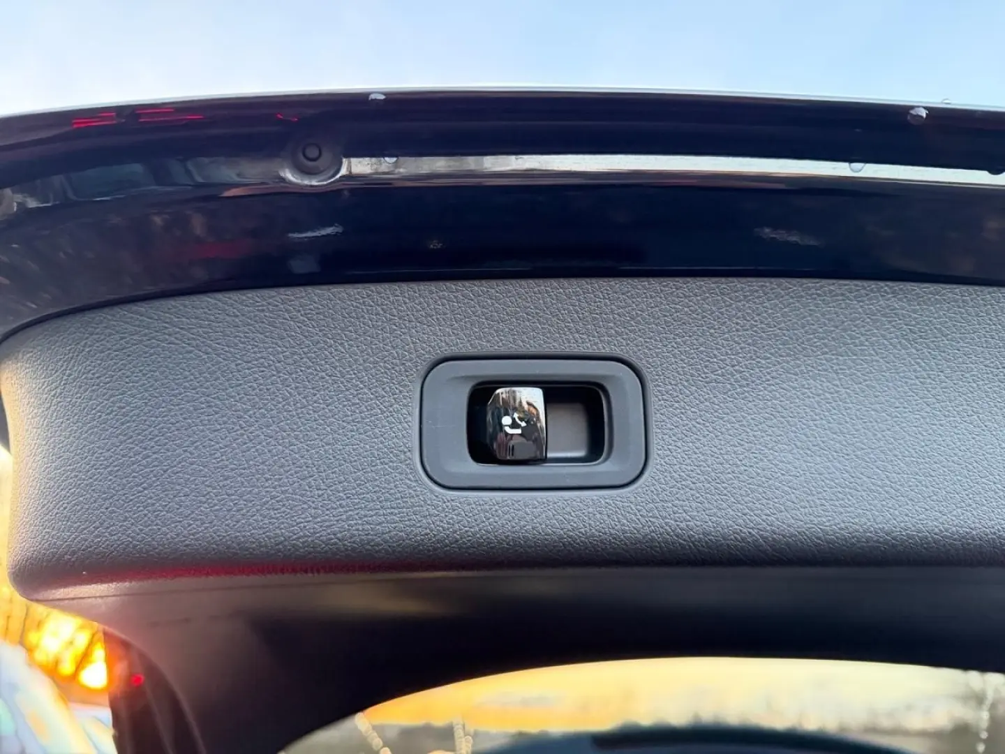 GLC 200 4M AMG NIGHT PANO HEADUP AHK BURMEST