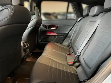 GLC 200 4MATIC AMG AHK Pano LenkradHz Easy-Pack