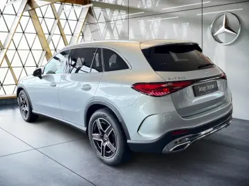 GLC 200 4MATIC AMG AHK Pano LenkradHz Easy-Pack