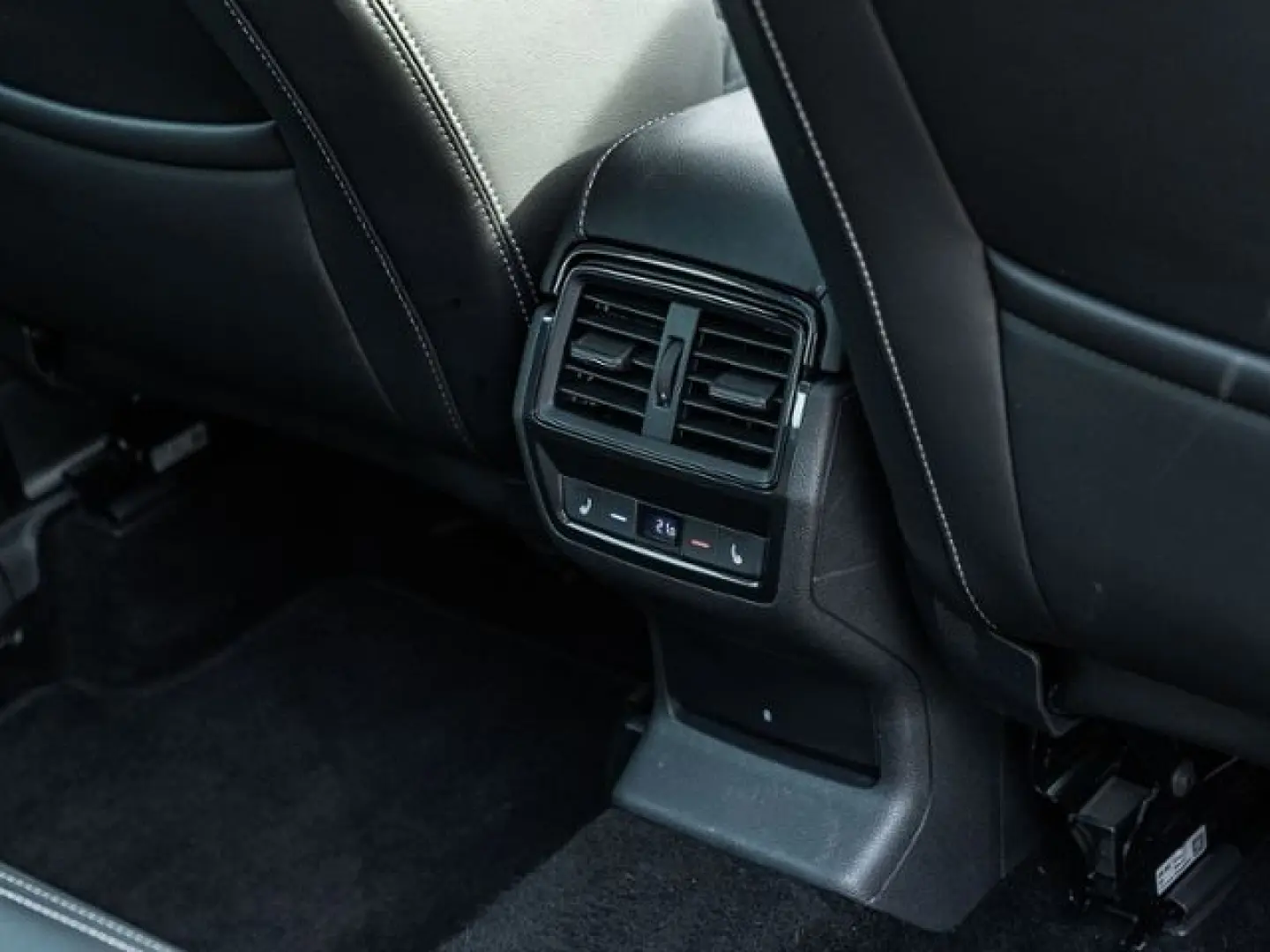 Kodiaq 2.0 TDI DSG 4x4 Sportline  AHK PAN 360