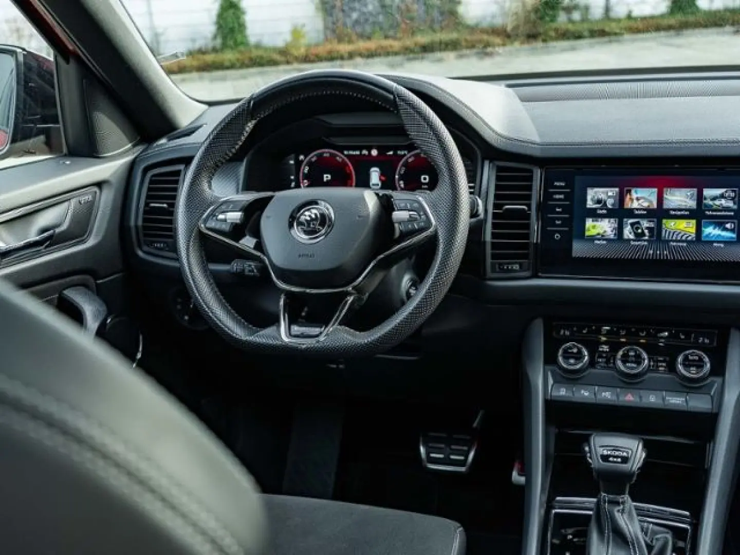 Kodiaq 2.0 TDI DSG 4x4 Sportline  AHK PAN 360