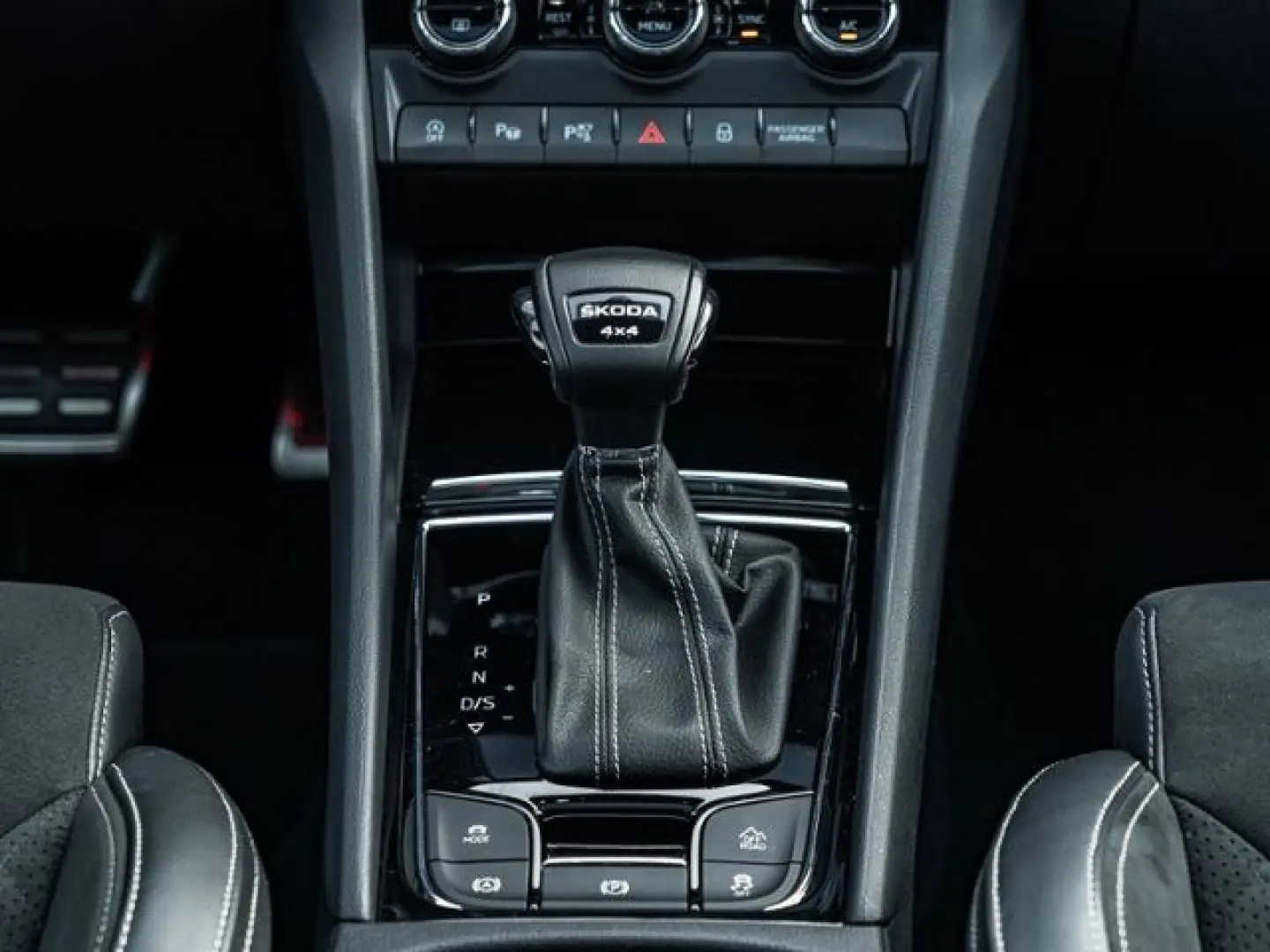 Kodiaq 2.0 TDI DSG 4x4 Sportline  AHK PAN 360