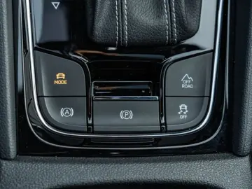 Kodiaq 2.0 TDI DSG 4x4 Sportline  AHK PAN 360