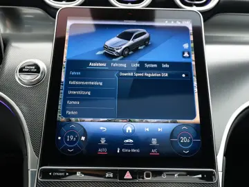 GLC 220 d 4M AMG Sport Advanced  AHK Abstandstem