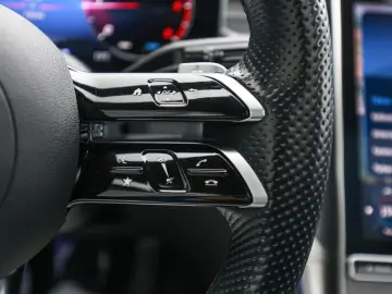 GLC 220 d 4M AMG Sport Advanced  AHK Abstandstem