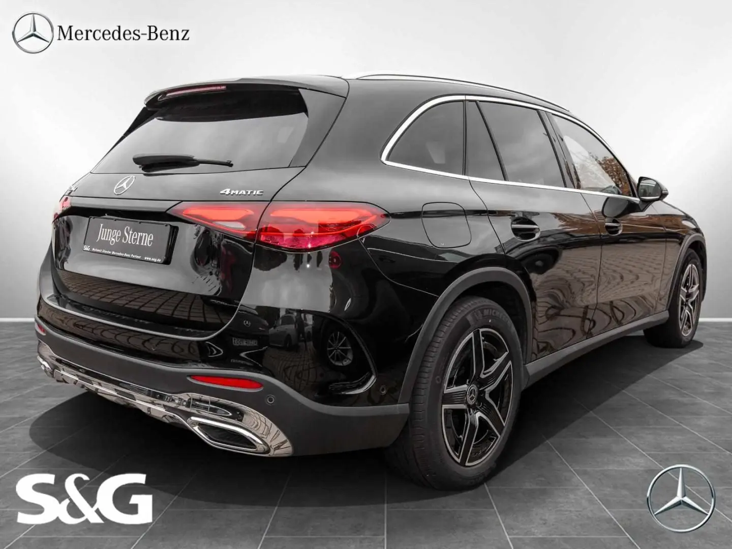 GLC 220 d 4M AMG RüKam MBUX Pano LED AHK 19