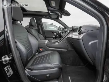 GLC 220 d 4M AMG RüKam MBUX Pano LED AHK 19
