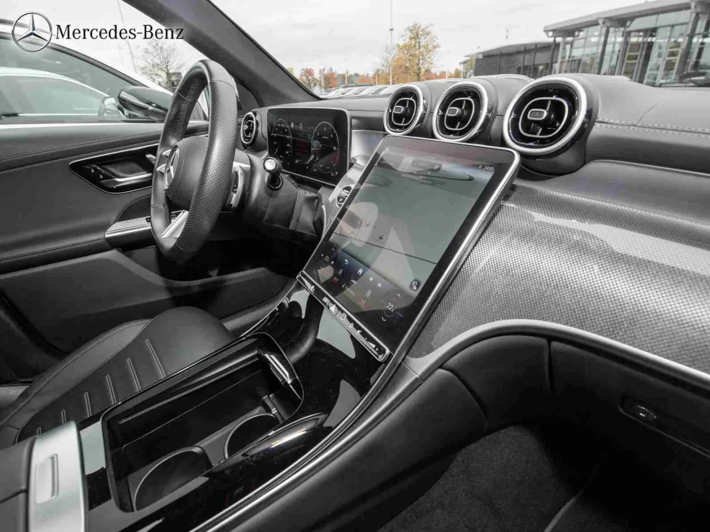 GLC 220 d 4M AMG RüKam MBUX Pano LED AHK 19