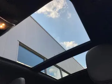 GLC 200 4M AMG 19'' LED Pano-SD Kamera Memory-P.