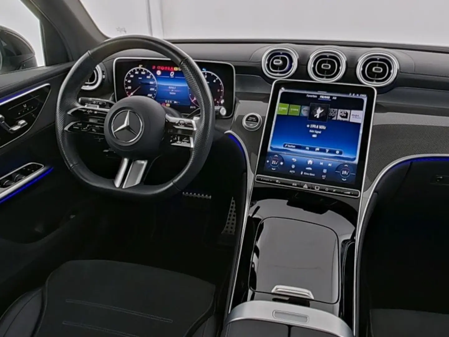 GLC 220 d 4M AMG Plus Panorama Memory AHK