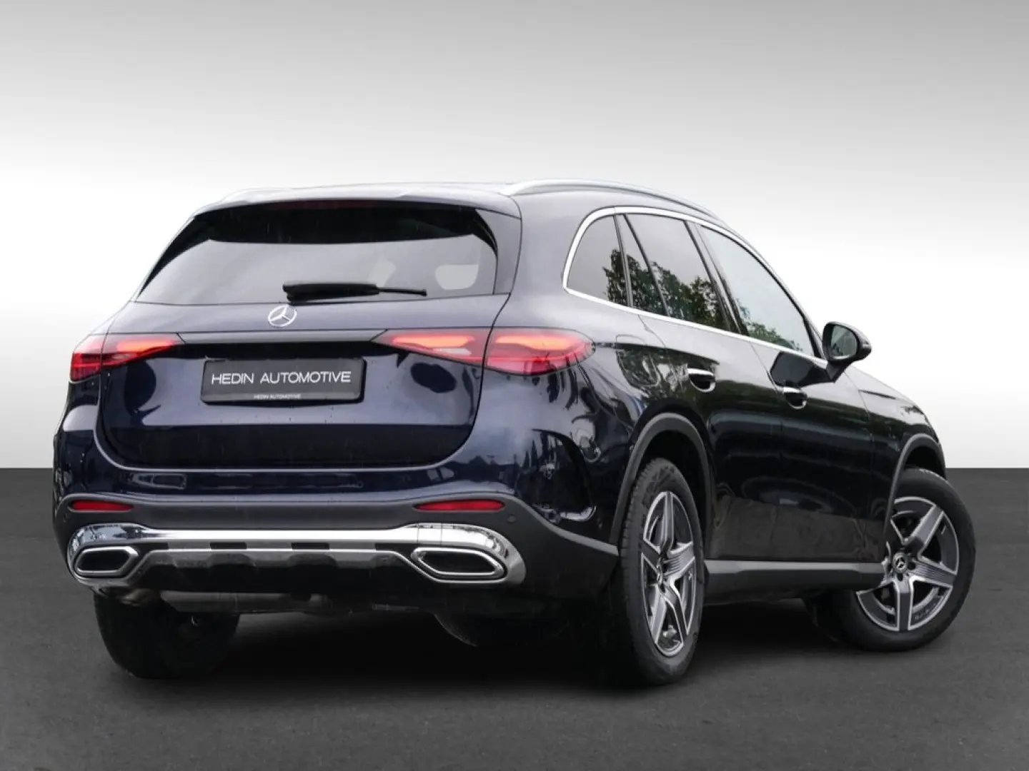 GLC 220d 4M AMG KEYL LED MEMORY PANO DISTR 19''L