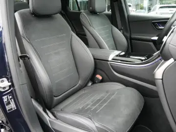 GLC 220d 4M AMG KEYL LED MEMORY PANO DISTR 19''L