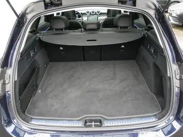 GLC 220d 4M AMG KEYL LED MEMORY PANO DISTR 19''L