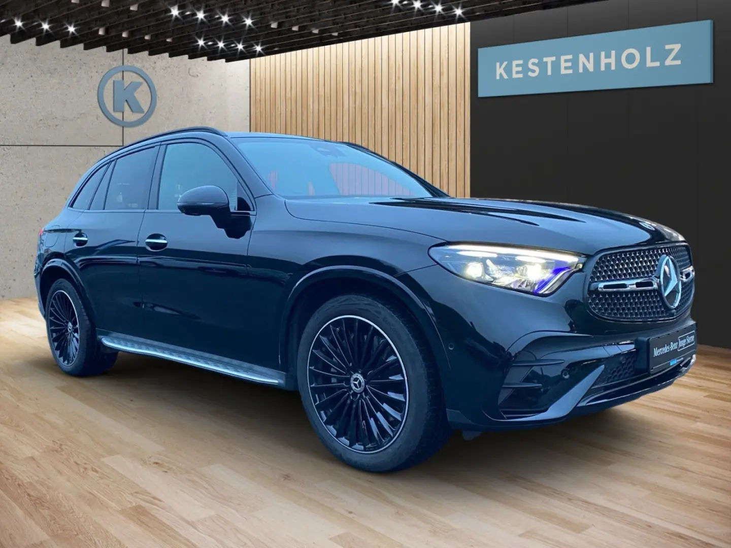 GLC 300 d 4M  AMG NIGHT AHK 360  MEMO PANO HUD