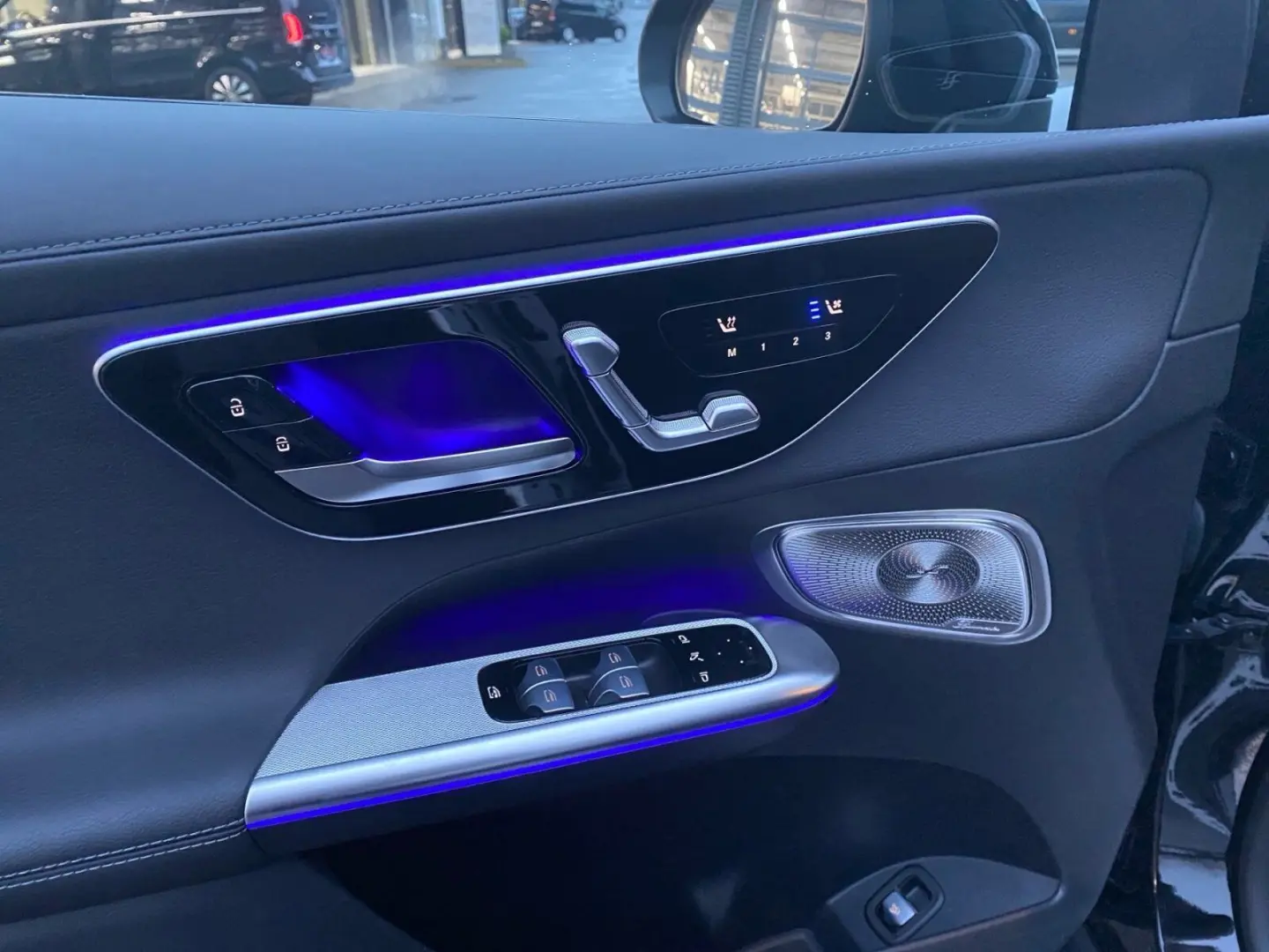 GLC 300 d 4M  AMG NIGHT AHK 360  MEMO PANO HUD