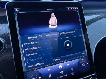 GLC 300 d 4M  AMG NIGHT AHK 360  MEMO PANO HUD