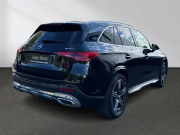 GLC 300 e 4M AMG Panorama Airmatic AHK DigitalL.