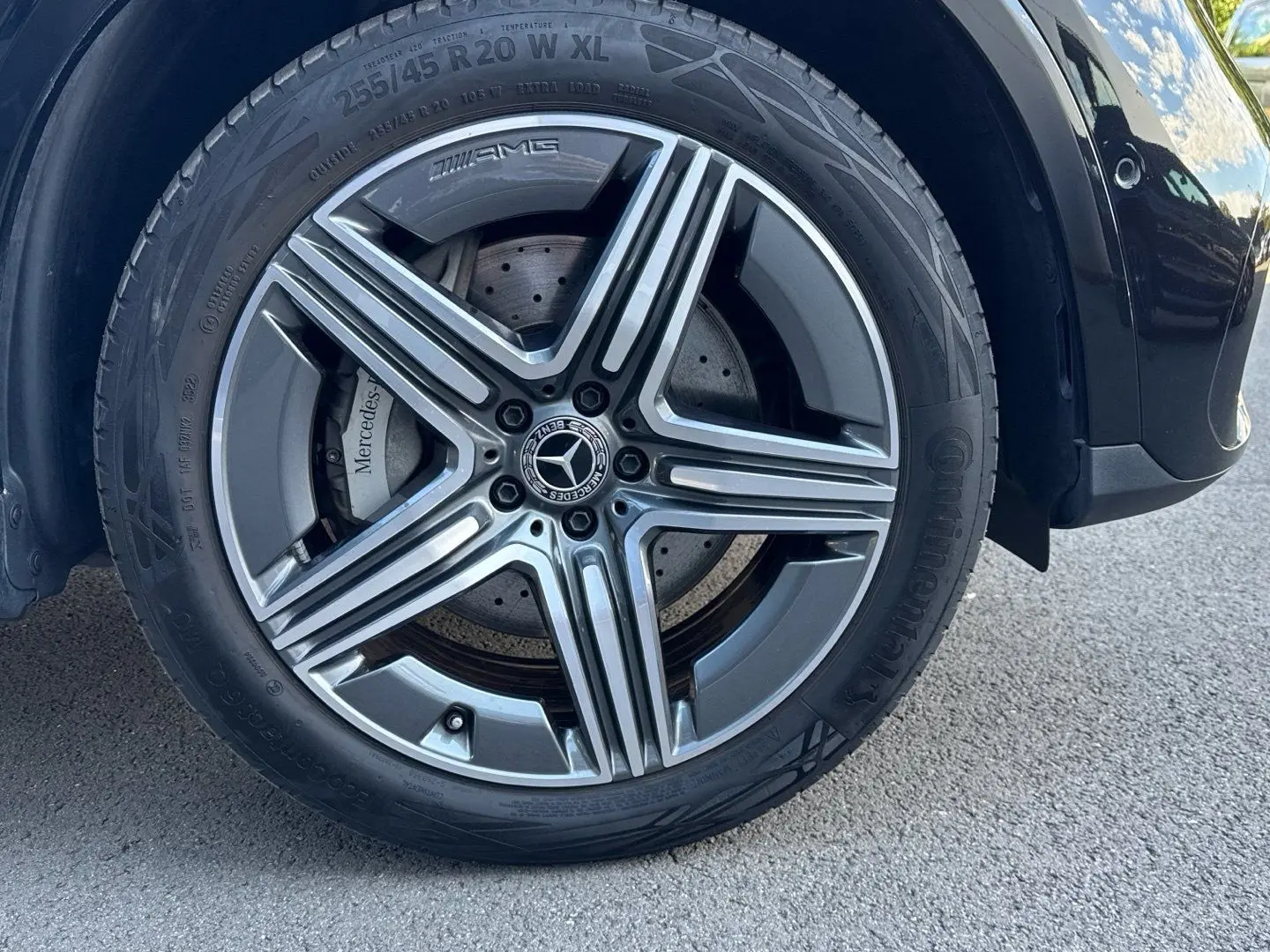 GLC 300 e 4M AMG Panorama Airmatic AHK DigitalL.