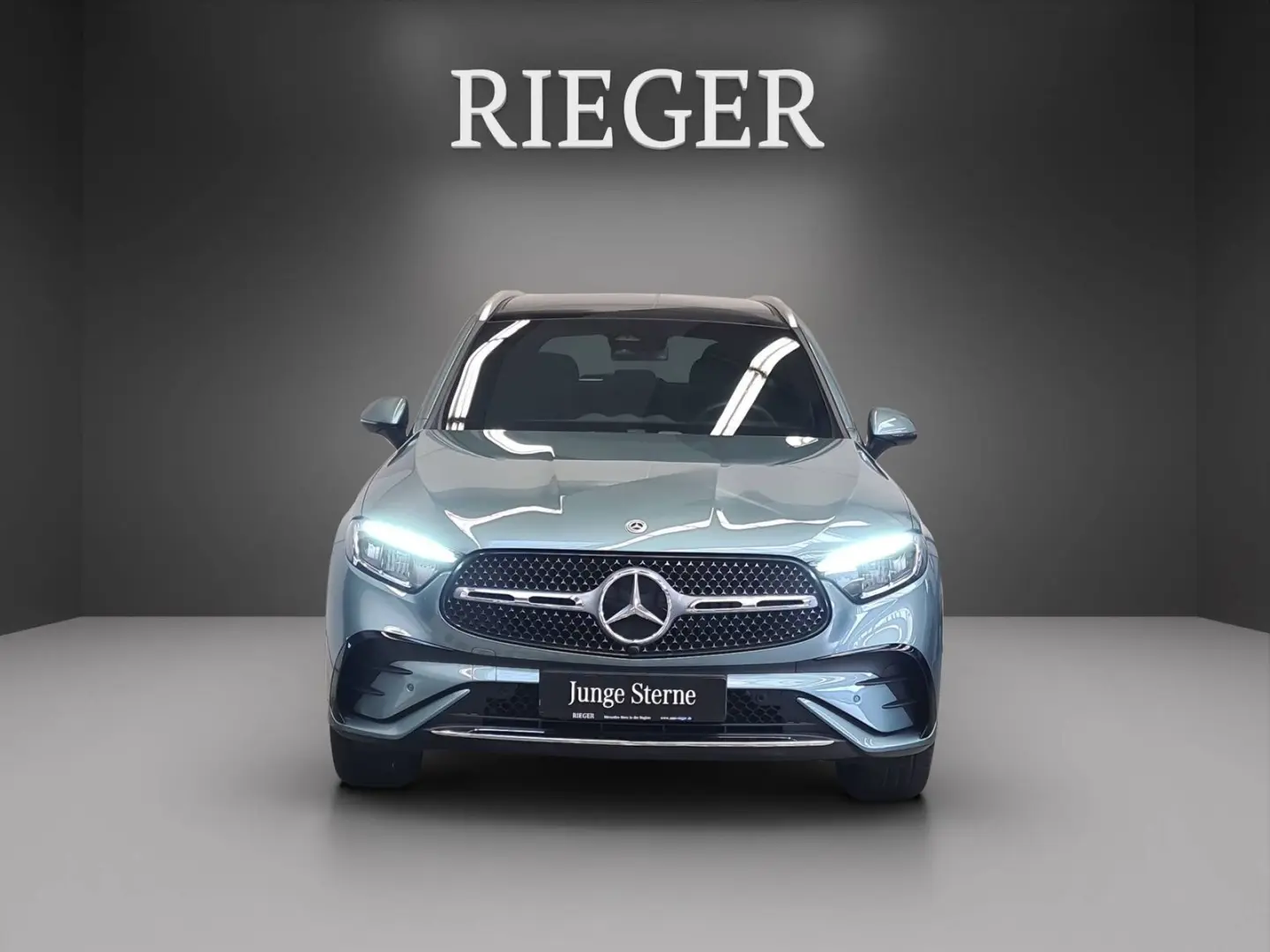 GLC 200 4M AMG Pano AHK MEMORY Totwinkel SHZ 20