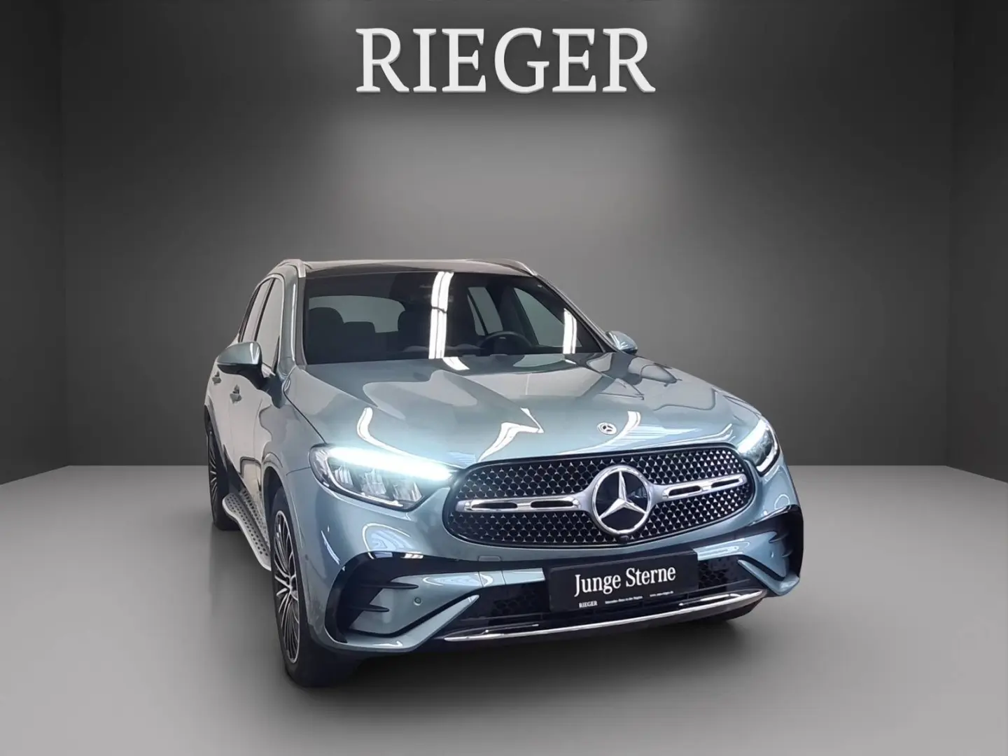 GLC 200 4M AMG Pano AHK MEMORY Totwinkel SHZ 20