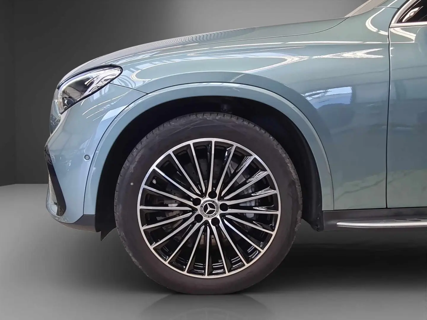 GLC 200 4M AMG Pano AHK MEMORY Totwinkel SHZ 20