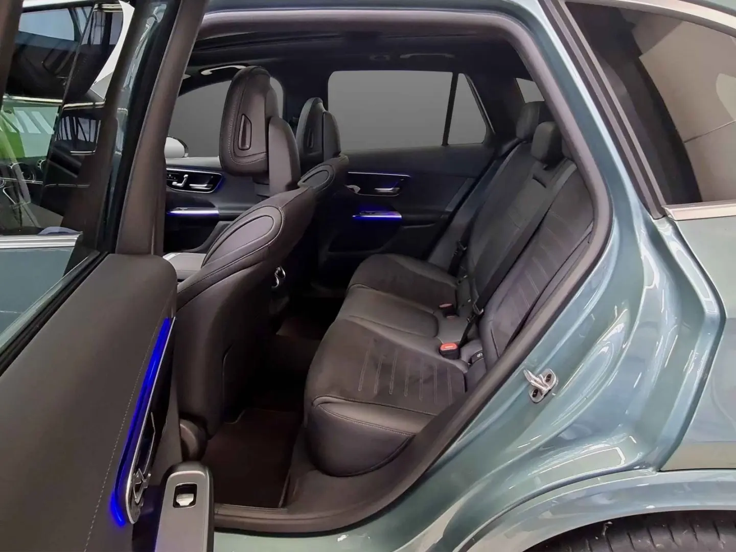 GLC 200 4M AMG Pano AHK MEMORY Totwinkel SHZ 20