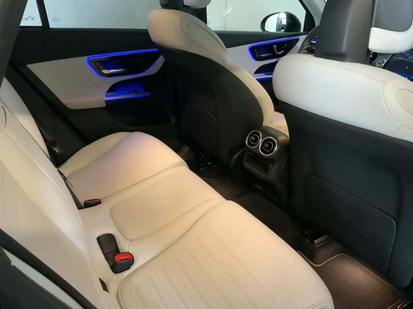 GLC 300 d AMG-Line Pano RüCam Night-Pak Memory