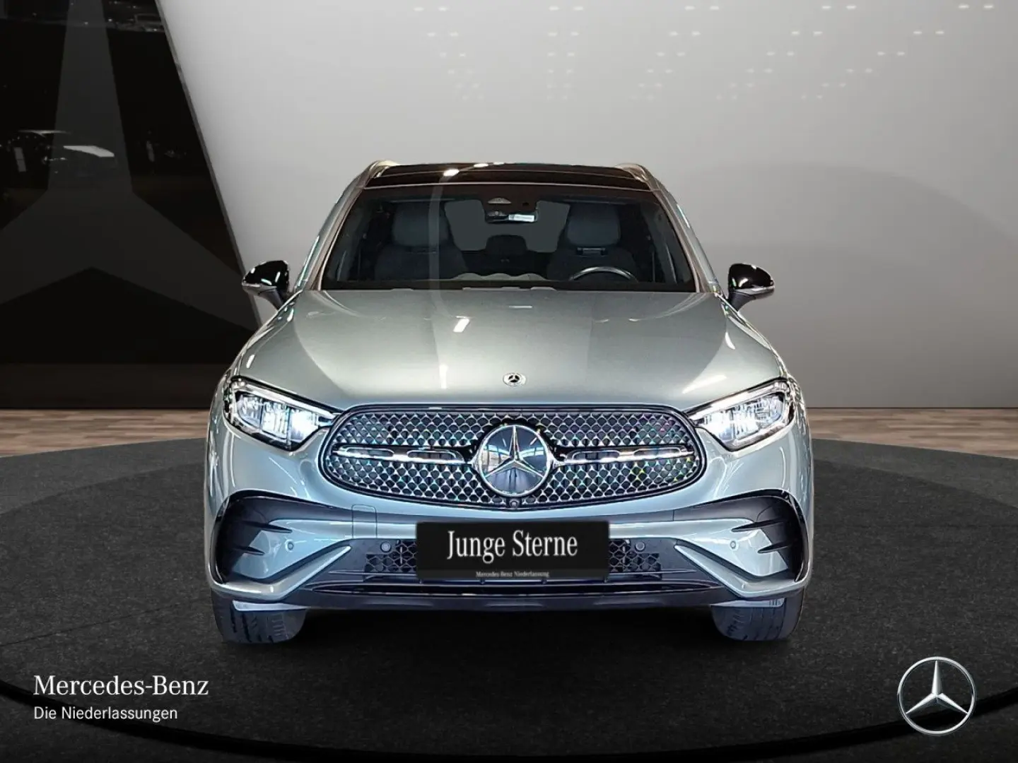 GLC 220 d 4M AMG PANO Burmester Trittbretter 19