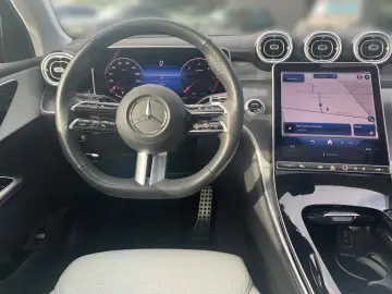 GLC 220 d 4M AMG MBUX Pano Night LED Kam EASY-P.