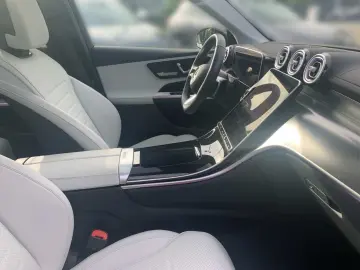 GLC 220 d 4M AMG MBUX Pano Night LED Kam EASY-P.