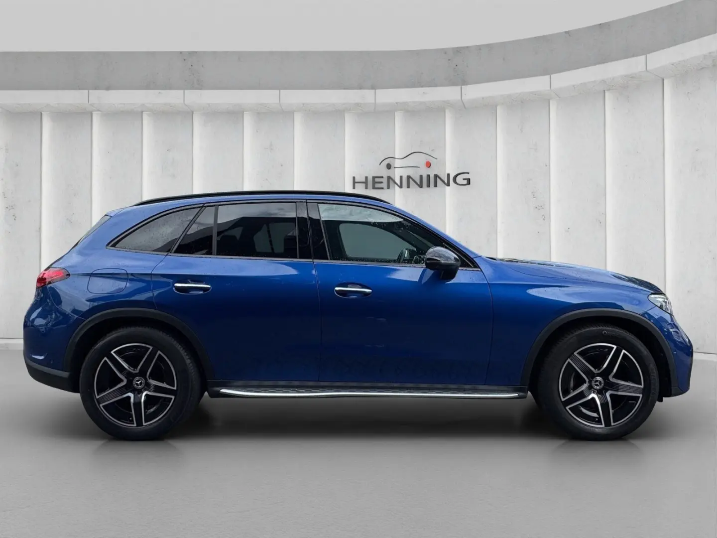 GLC 220 d AMG 4M Distronic Pano Burm Tritt Night