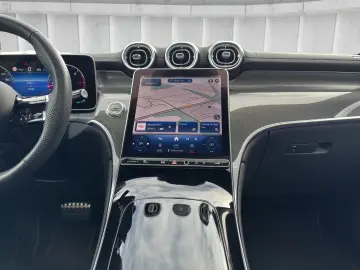 GLC 220 d AMG 4M Distronic Pano Burm Tritt Night