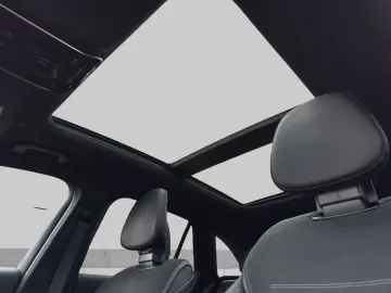 GLC 220 d AMG 4M Distronic Pano Burm Tritt Night