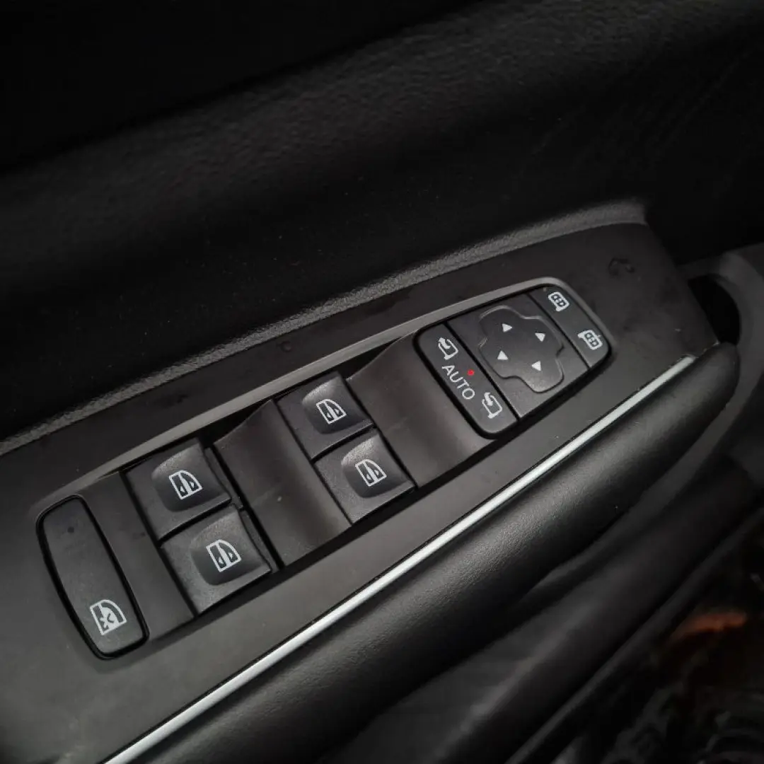 RENAULT KOLEOS 2.0 dCi 190 Initiale Paris XTronic 4WD