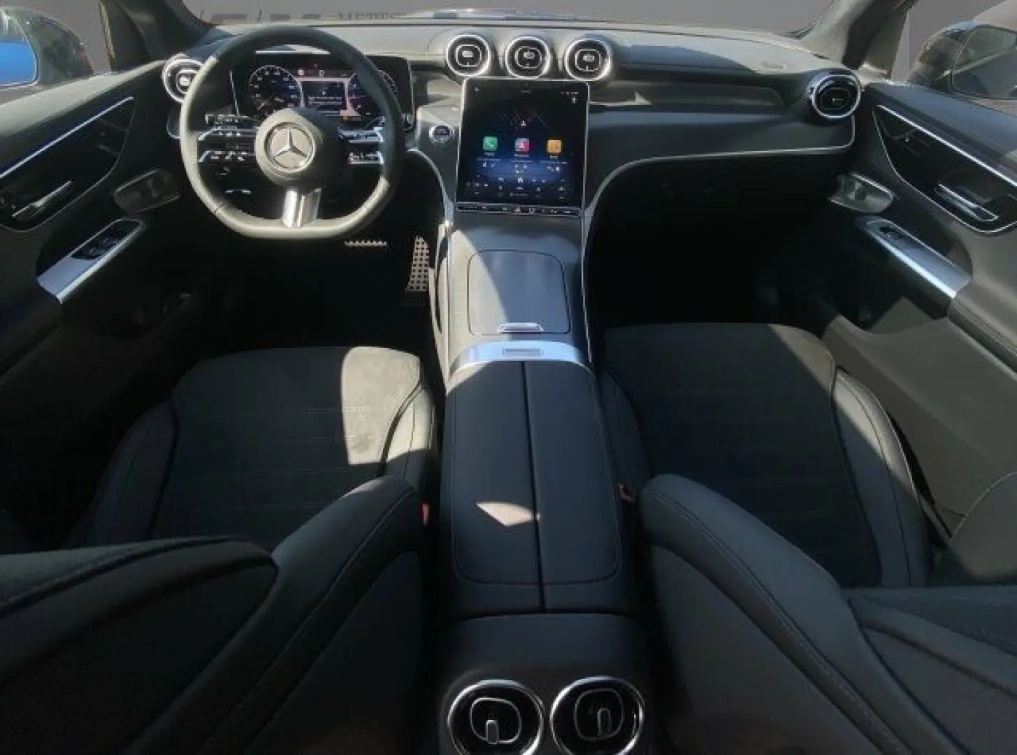 GLC 200 AMG Line Burm DigiLight S-Dach TWA AHK