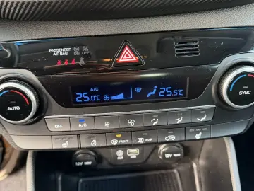 Hyundai Tucson 1.6 diesel cutie automata